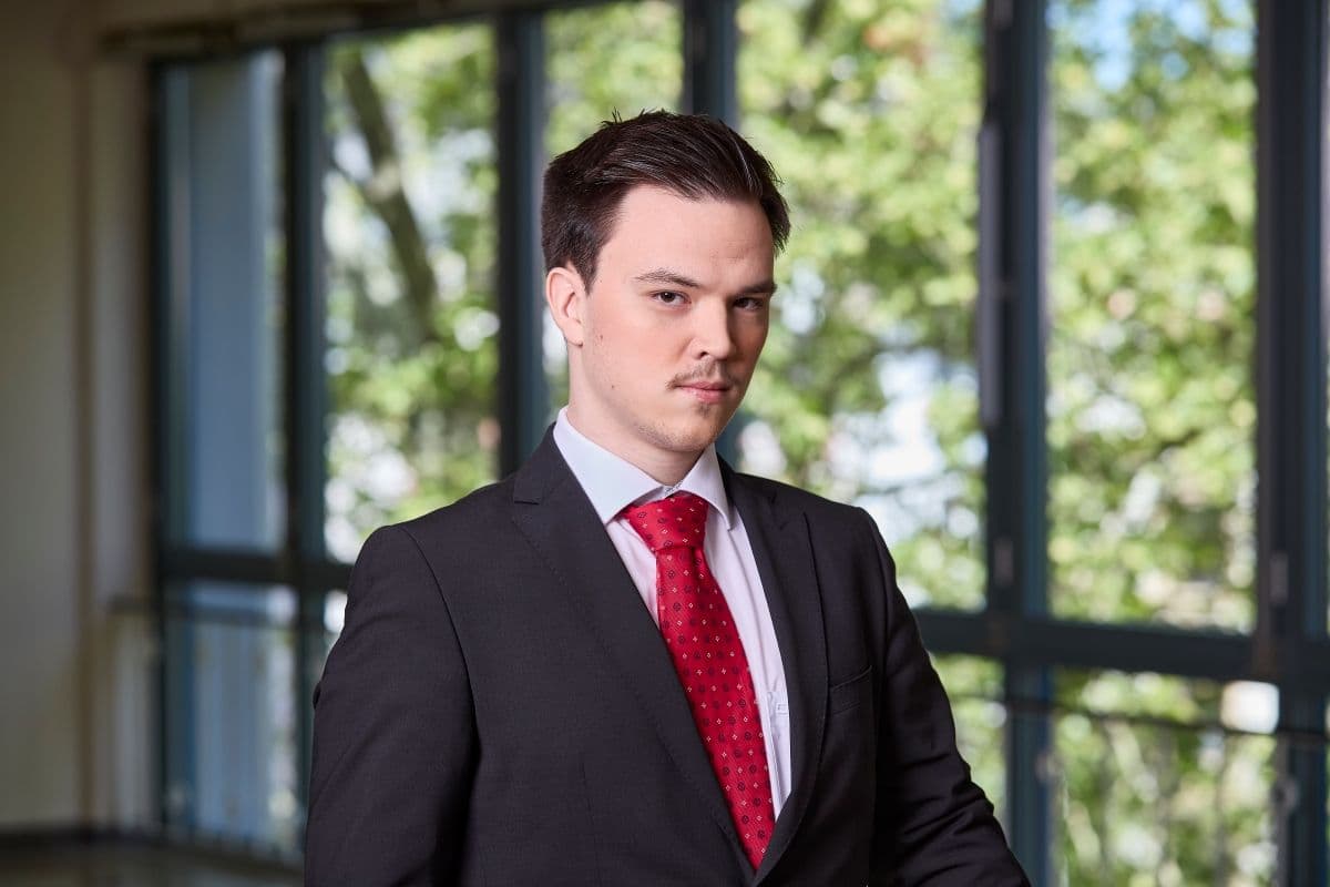 Luca Fries, Stipendien